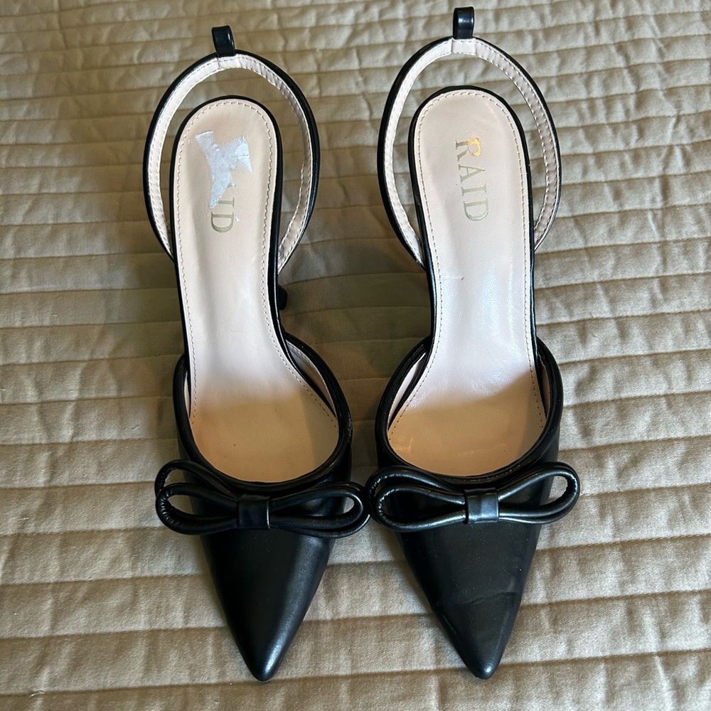 Raid Black Women's Bow Heels